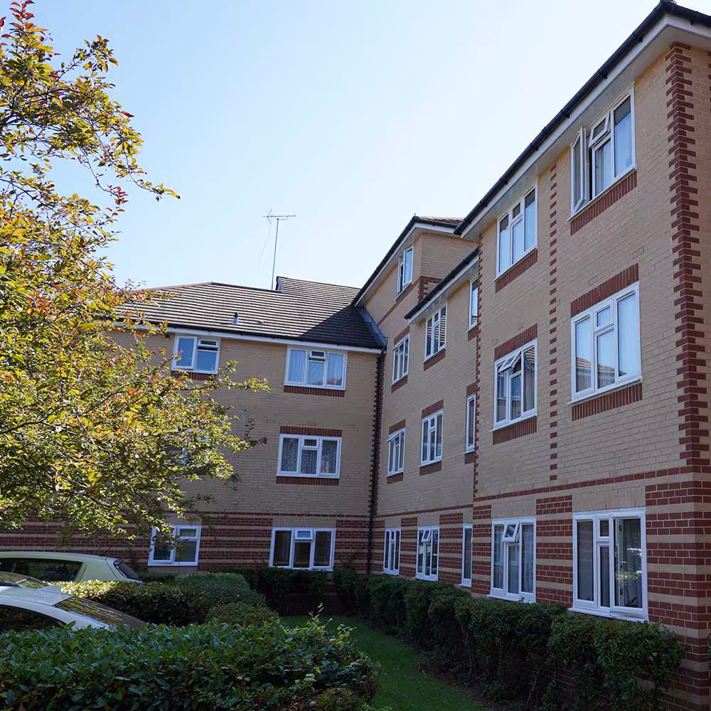 Completed multi-building housing project illustrating partnership success between contractors and Metropolitan Thames Valley Housing.